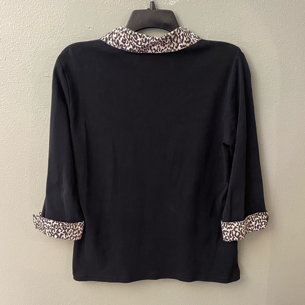 Leopard Collared Blouse - Picture 2 of 2